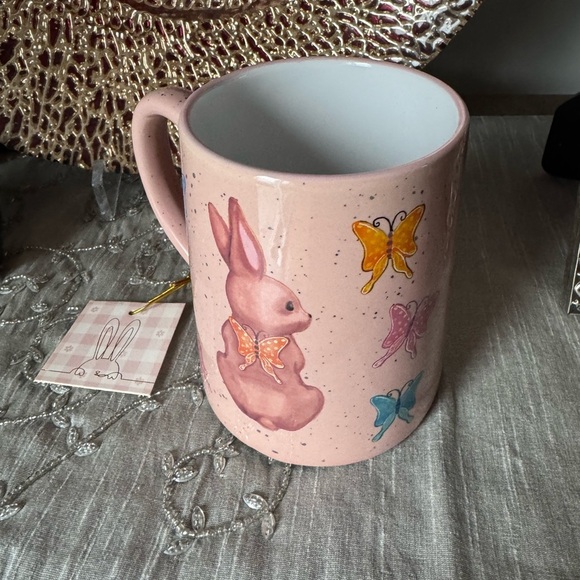 Easter NWT Pink Bunny Mug with Butterflies. 19oz   562ml - Picture 3 of 7